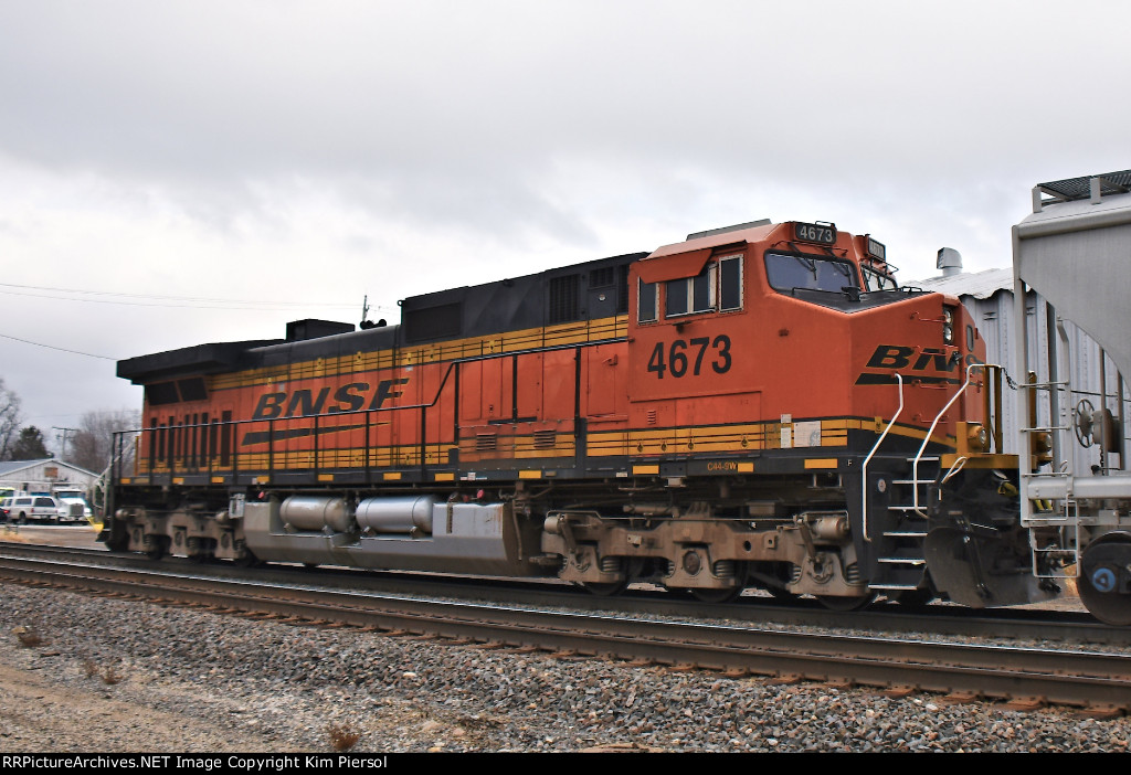 BNSF 4673 Pusher